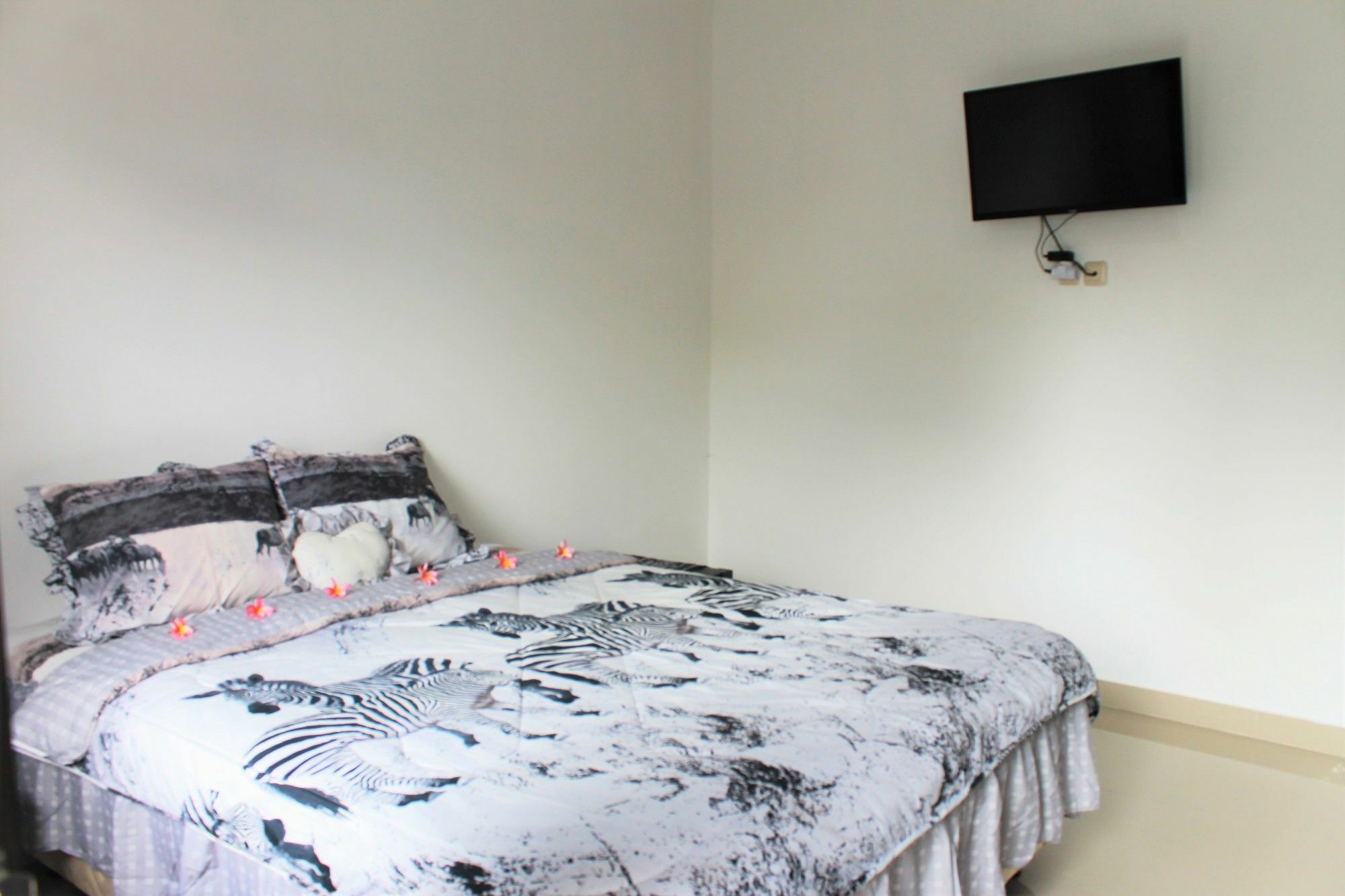 Yuliana Homestay 발리 사누르 외부 사진